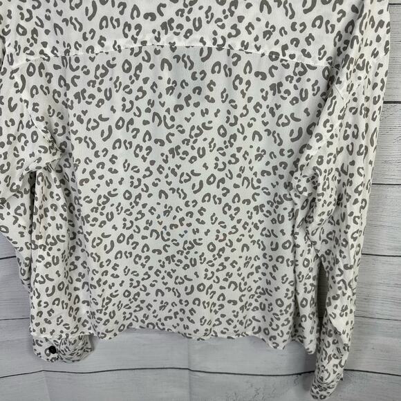 Abercrombie & Fitch Womens size Medium Leopard Cheetah Print Cropped Blouse NEW - Picture 11 of 12